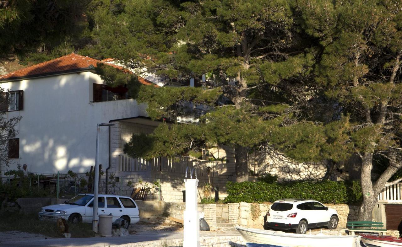 Apartments By The Sea Brela, Makarska - 11821 Ngoại thất bức ảnh