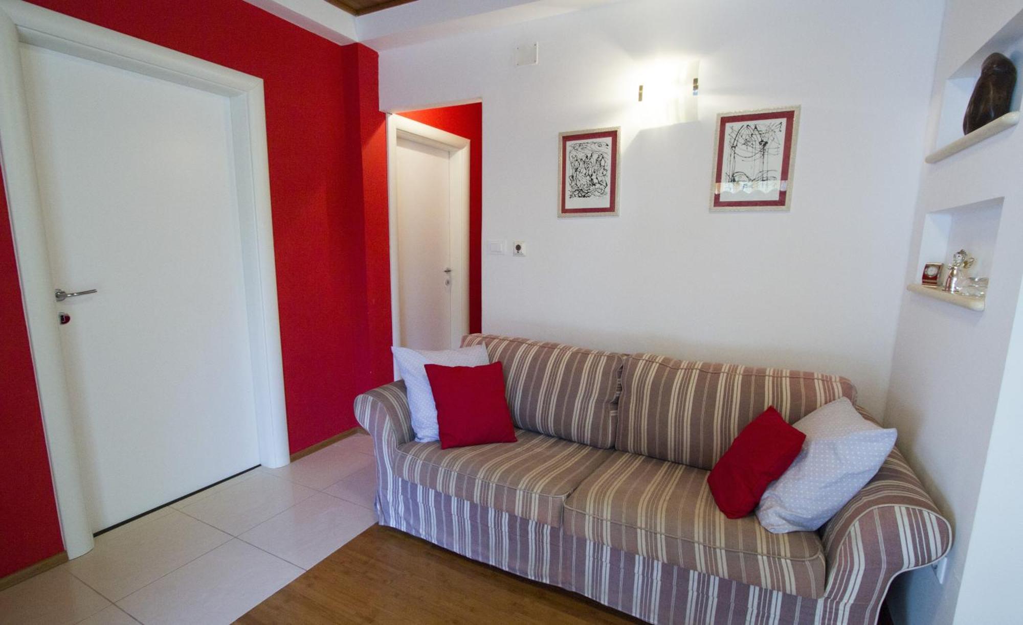 Apartments By The Sea Brela, Makarska - 11821 Phòng bức ảnh