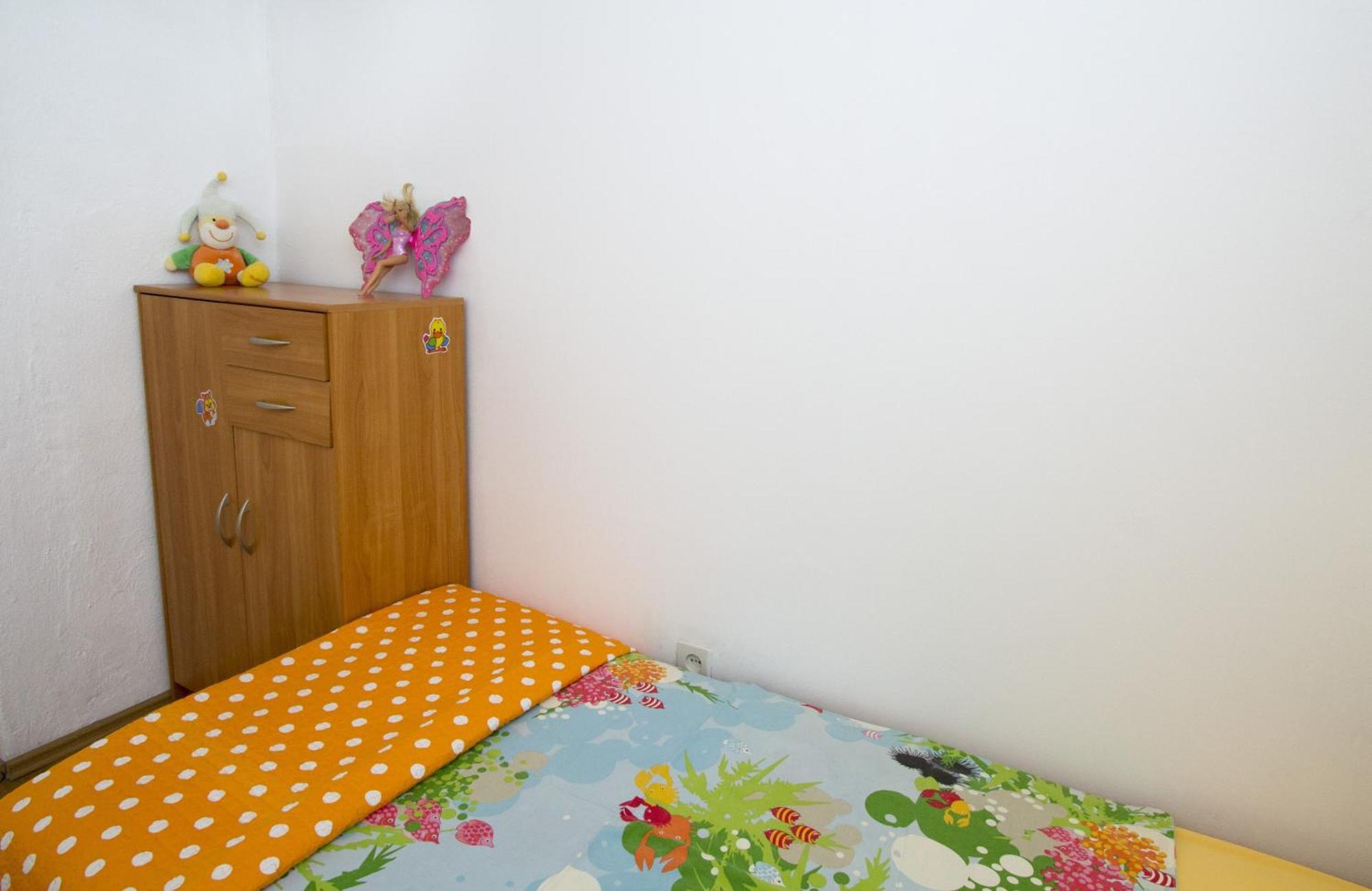 Apartments By The Sea Brela, Makarska - 11821 Phòng bức ảnh